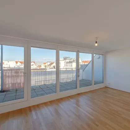 ++RARITY++ UNIQUE TOP FLOOR APARTMENT IN A BEST LOCATION IN THE 7TH DISTRICT! GREAT TERRACES! - Bild 2