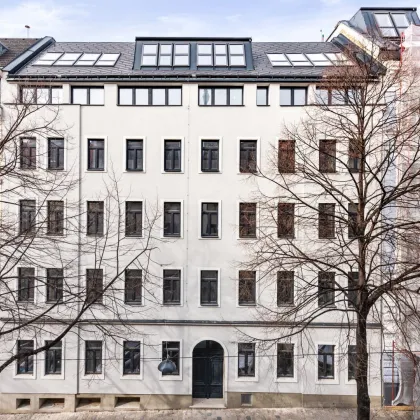 Luxuriöse Stadtwohnung mit malerischen Dachterrassen und beeindruckender Aussicht [A\\] - Bild 2