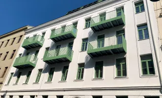 Erstbezug in Altbaujuwel I Pärchenhit mit Balkon - A\\