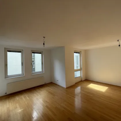 MODERNE 42 m²-WOHNUNG BEIM KARLSPLATZ - BALKON/RUHELAGE! - Bild 3